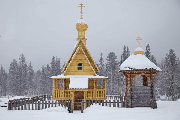 Храм в снегопад